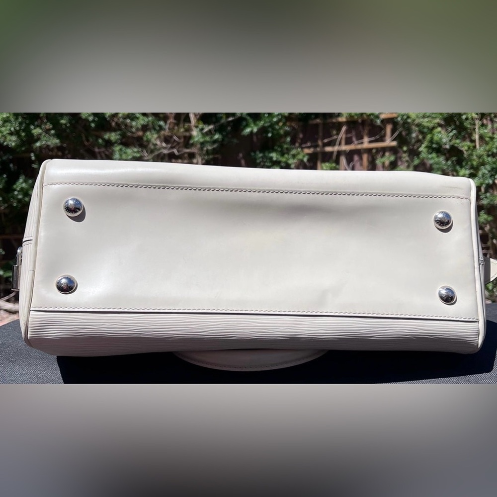 🤍Ivory Epi🤍 LV Montaigne Epi Leather GM Satchel & Wallet Bundle - Picture 8 of 13